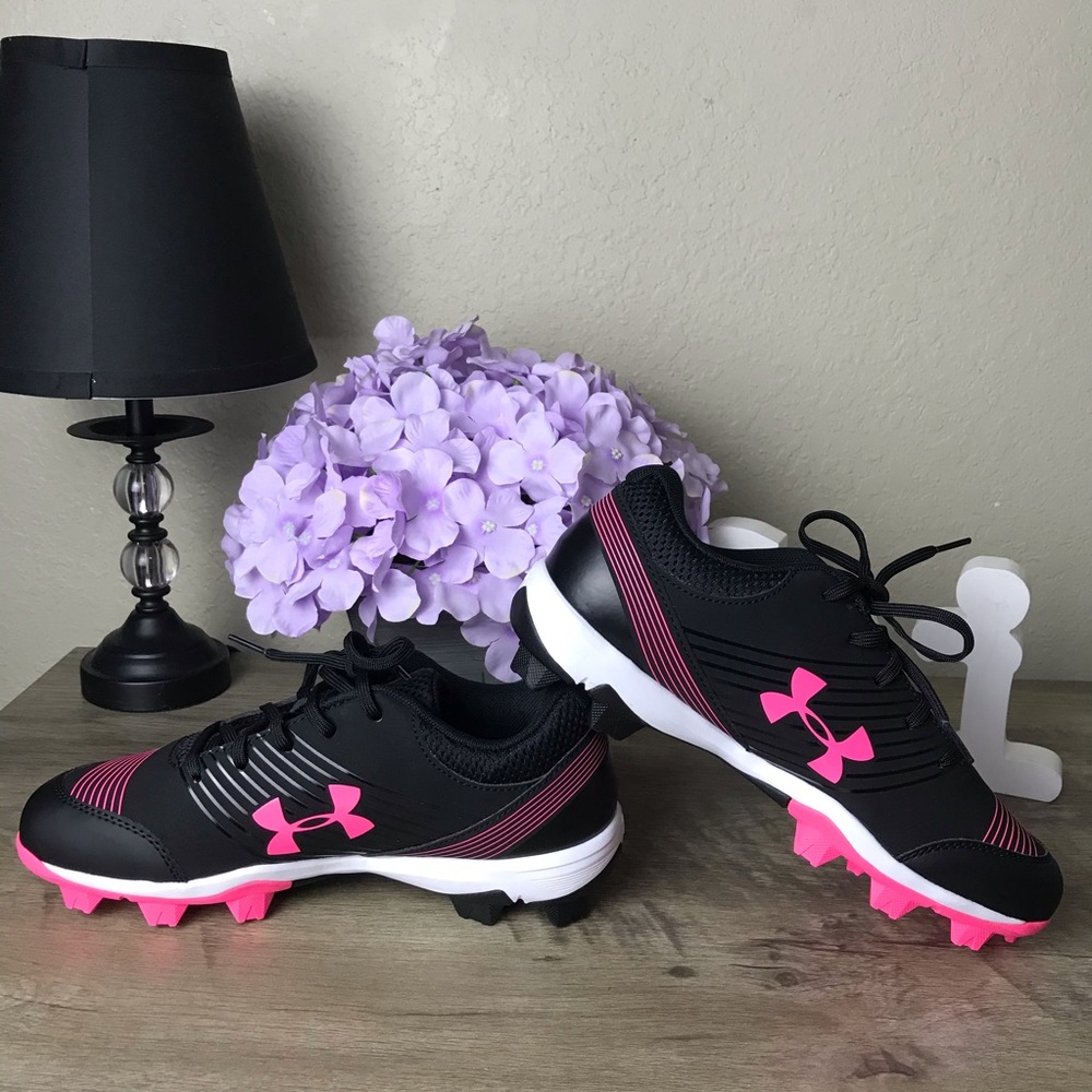 Under Armour Women’s Glyde RM Softball Cleats - Picture 6 of 8